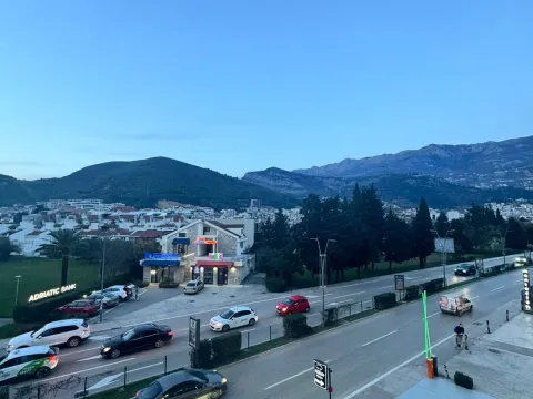 Prodaja, dvosoban stan, 47m², Centar, Budva - image 2