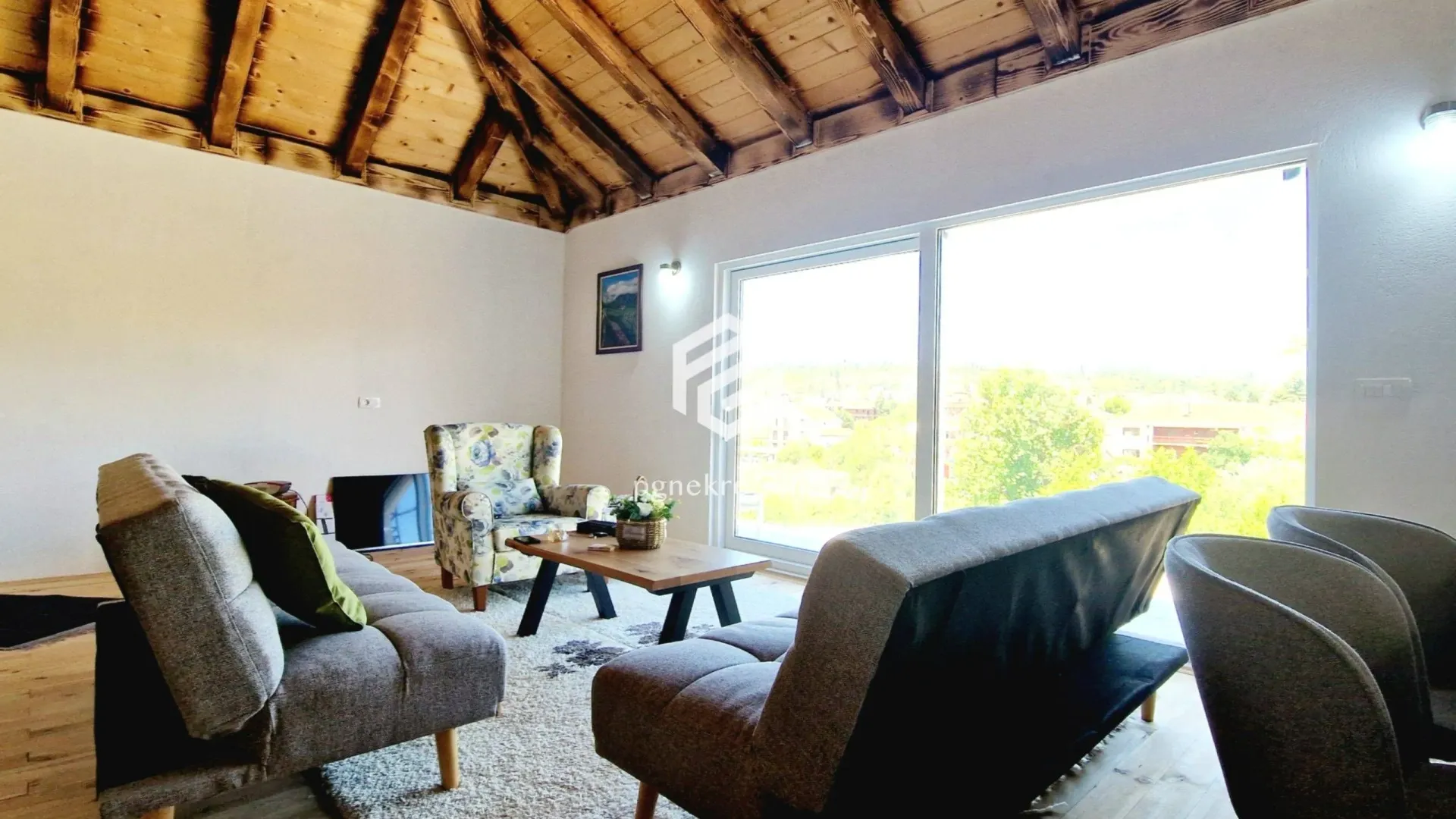 Rent, house, 120m², Konik, Podgorica