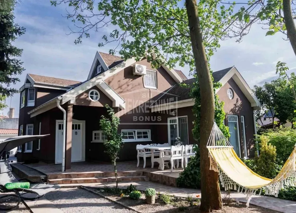 Prodaja, kuća, 152m², Ker, Subotica
