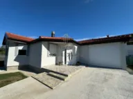 Izdavanje, kuća, 170m², Zagorič, Podgorica - image 2