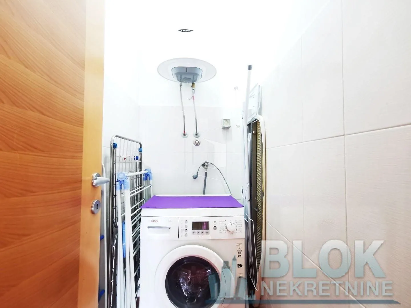 Izdavanje, trosoban stan, 87m², Preko Morače, Podgorica