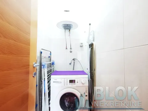 Izdavanje, trosoban stan, 87m², Preko Morače, Podgorica - image 16