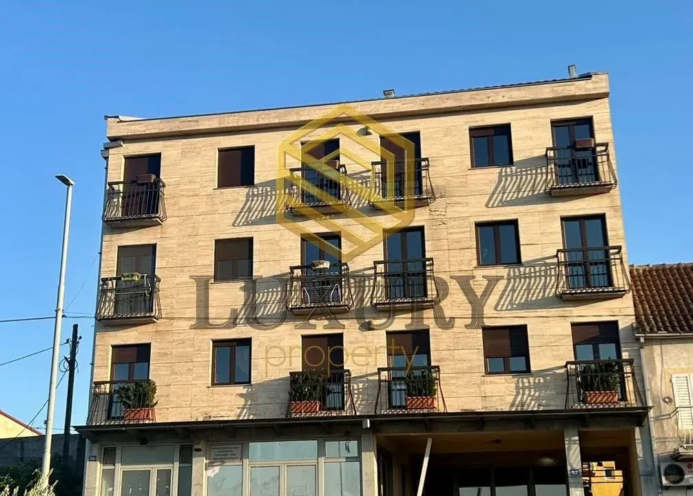 Sale, office space, 400m², Drač, Podgorica