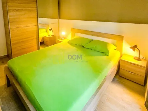 Prodaja, kuća, 175m², Bar, Crna Gora - image 14