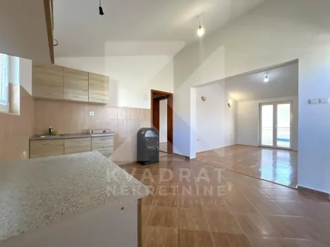 Rent, one bedroom apartment, 47m², Zlatica, Podgorica - image 4