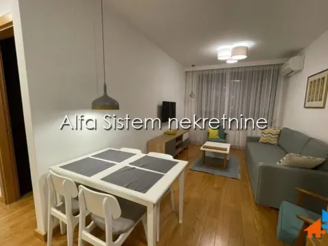 Stan in Vračar Sve Podlokacije