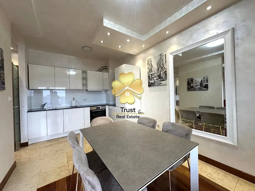 Rent, four bedroom apartment, 130m², Centar, Podgorica
