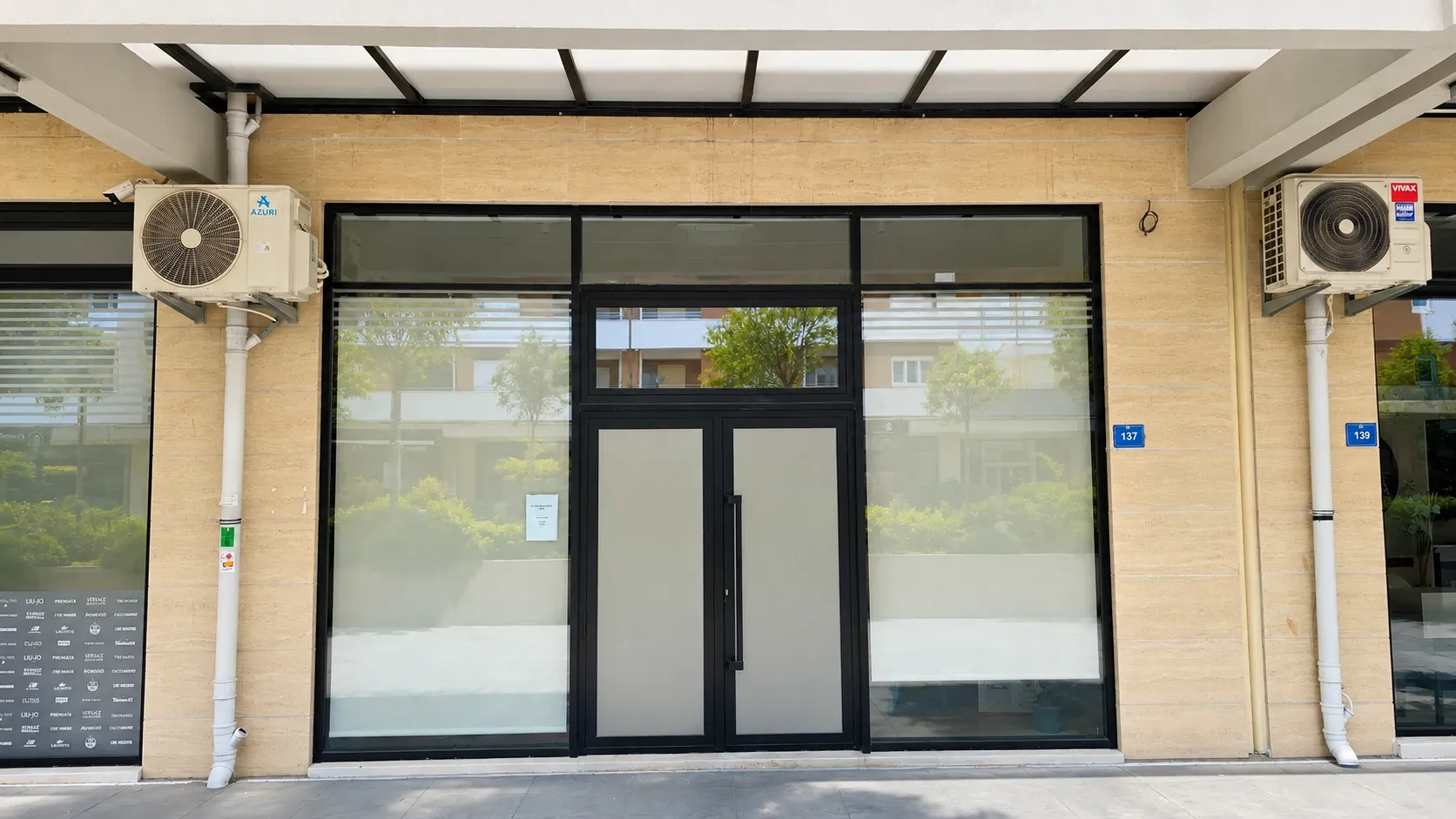 Rent, office space, 55m², Central Point, Podgorica
