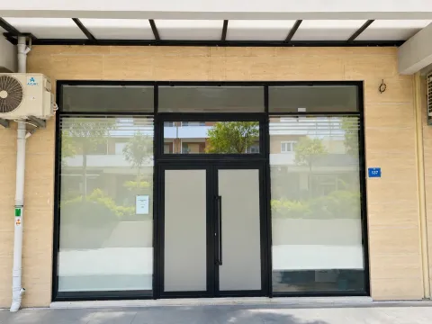 Rent, office space, 55m², Central Point, Podgorica - image 3