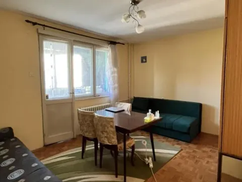 Prodaja, jednosoban stan, 40m², Železnička Stanica, Novi Sad Sve Podlokacije - image 3