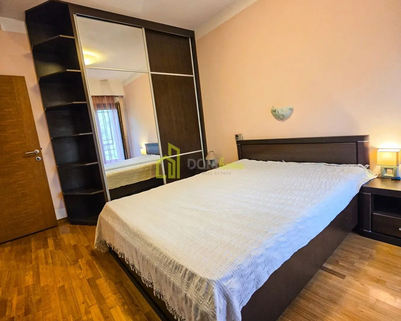 Prodaja, trosoban stan, 197m², Vezirov Most, Podgorica