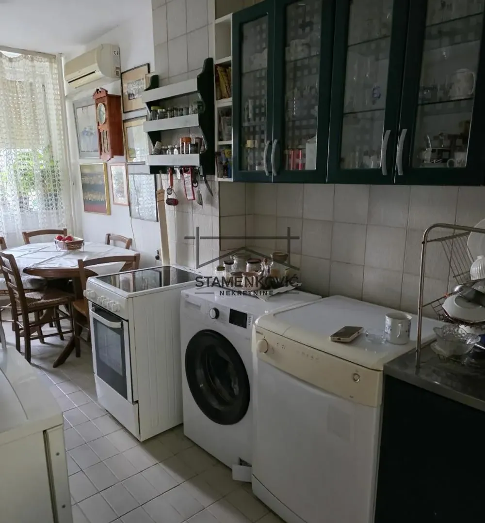 Prodaja, dvosoban stan, 57m², Liman 1, Novi Sad Sve Podlokacije