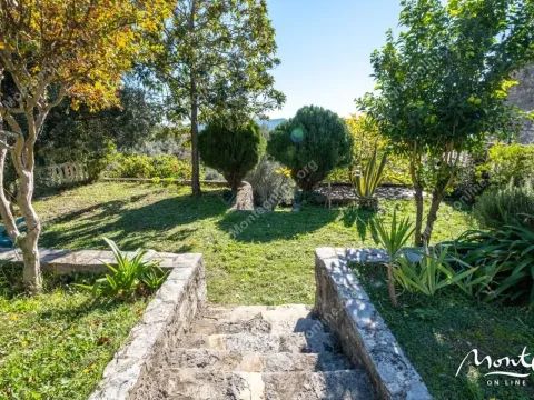 Sale, house, 153m², Tivat, Crna Gora - image 35