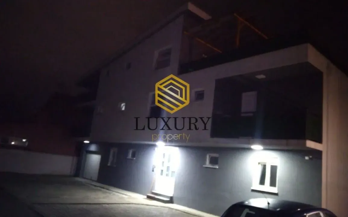 Rent, three bedroom apartment, 145m², City Kvart, Podgorica