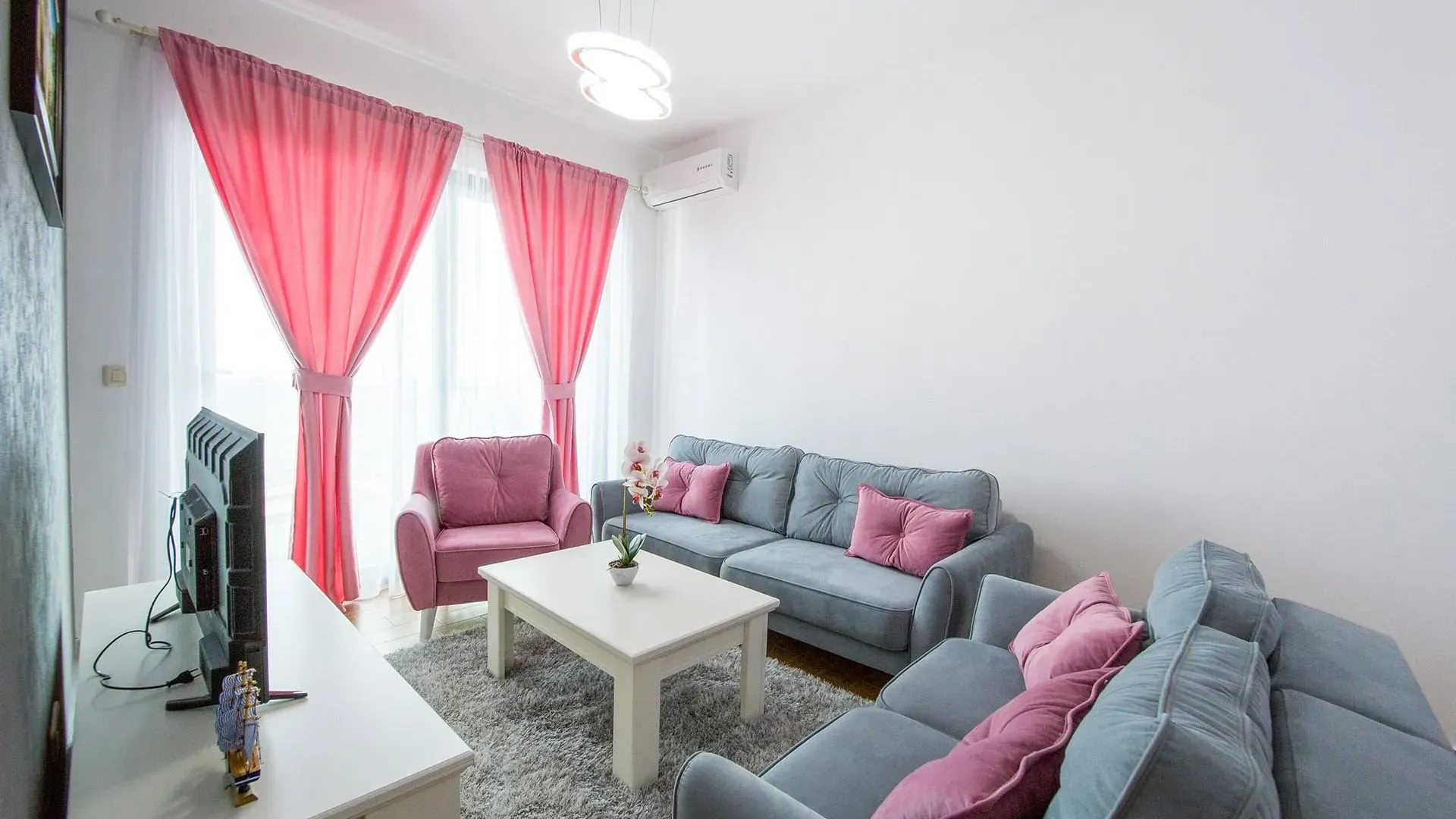 Sale, apartment, 51m², Bečići, Budva