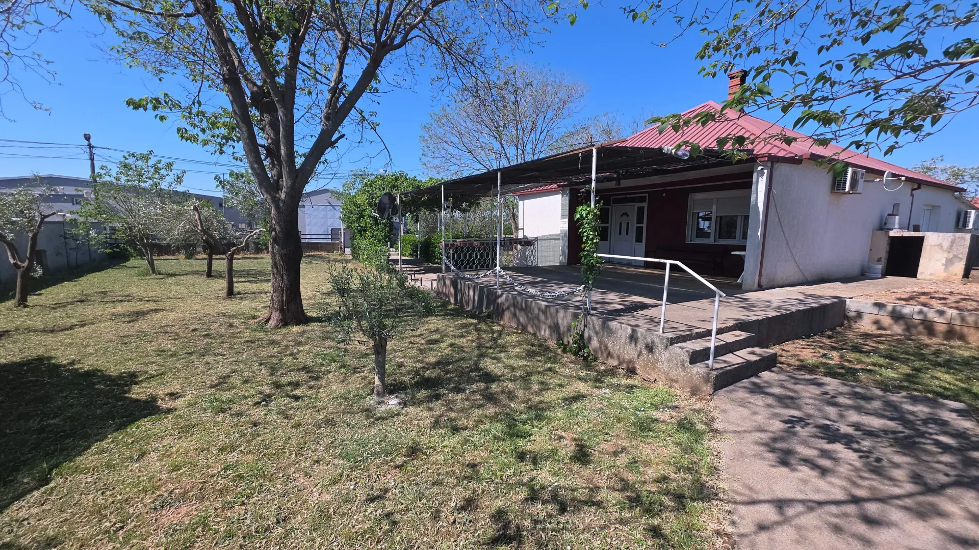 Prodaja, kuća, 175m², Kuće Rakića, Podgorica