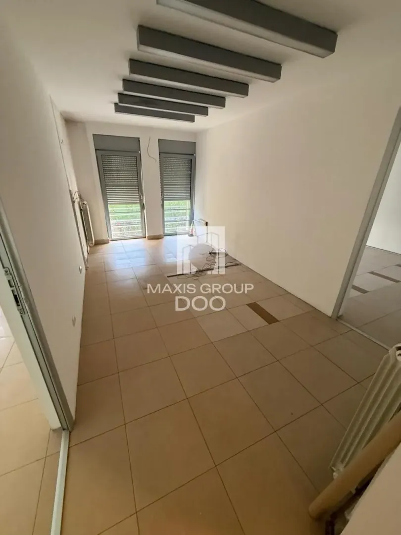 Rent, office space, 233m², Đeram Pijaca, Beograd