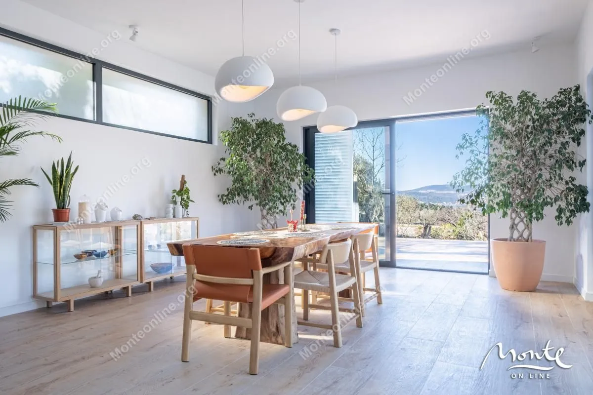Prodaja, kuća, 240m², Kavač, Kotor