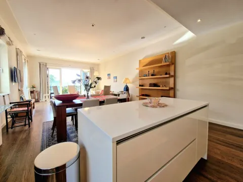 Sale, two bedroom apartment, 152m², Tivat, Crna Gora - image 49