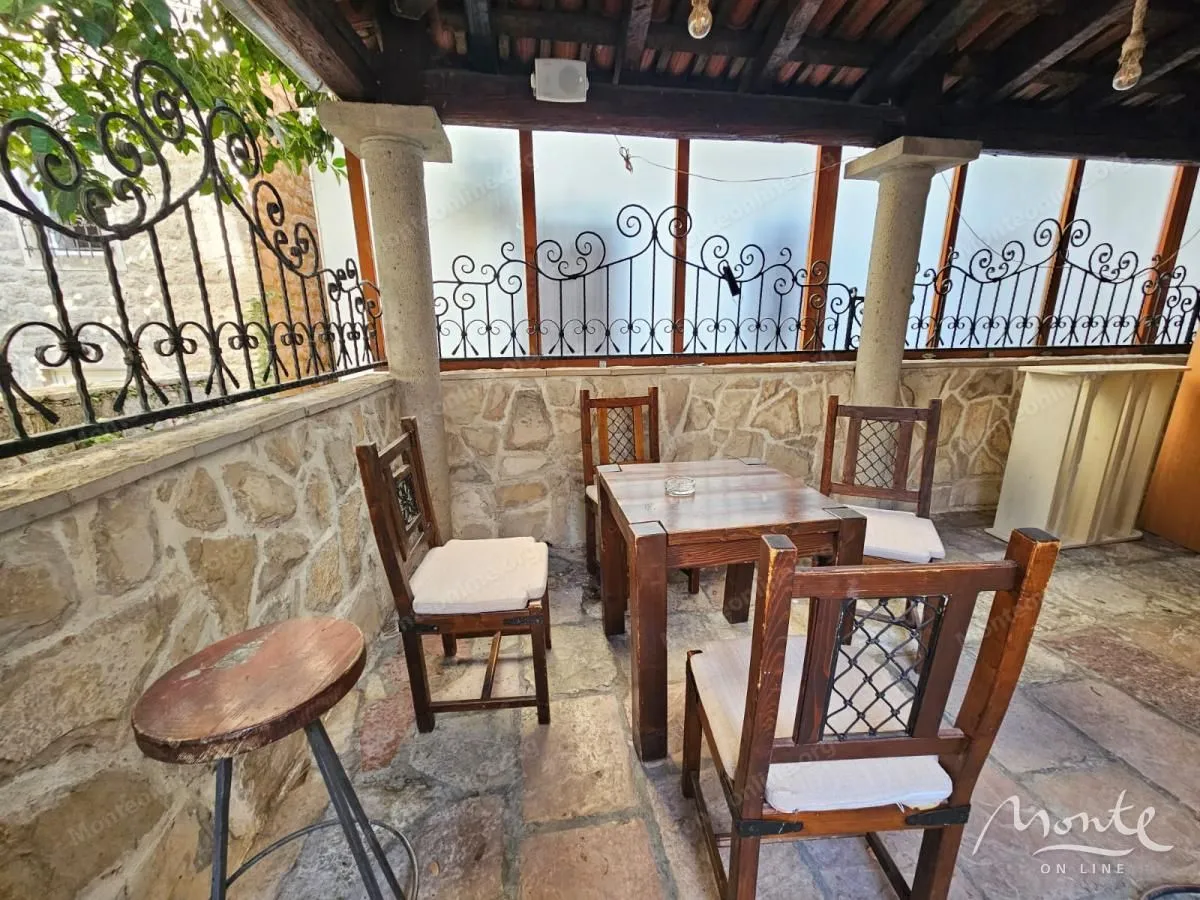 Prodaja, ugostiteljski objekat, 60m², Risan, Kotor