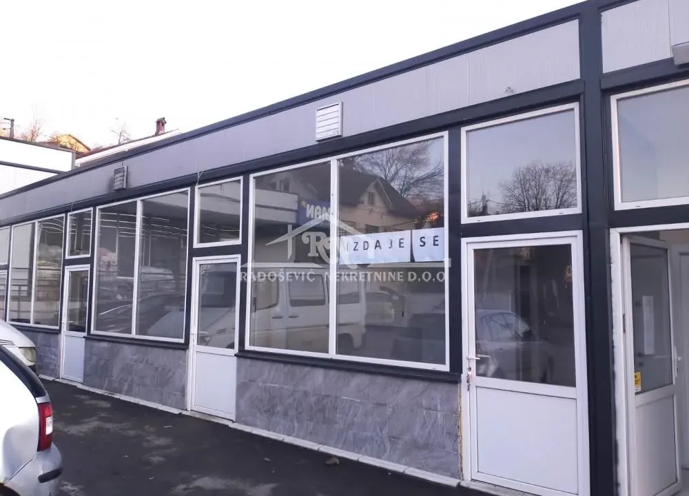 Izdavanje, poslovni prostor, 40m², Voždovac Sve Podlokacije, Beograd