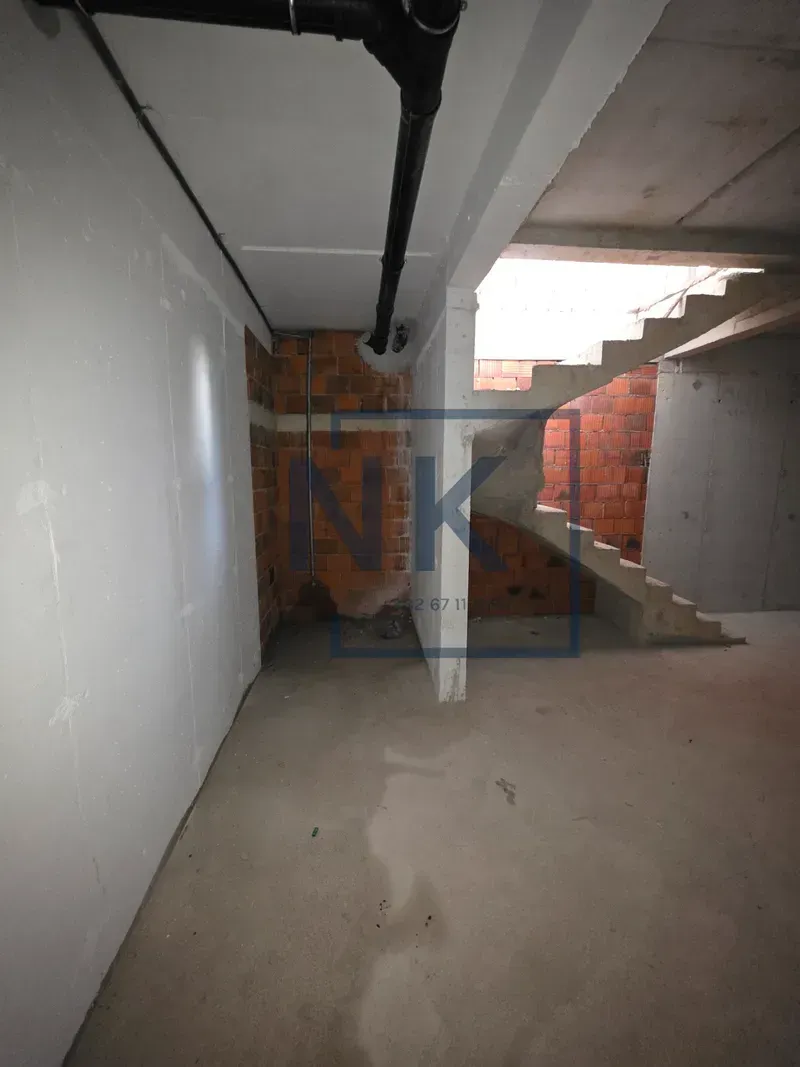 Rent, office space, 125m², Zabjelo, Podgorica
