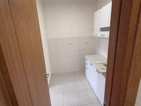 Prodaja, jednosoban stan, 43m², Podgorica, Crna Gora - image 14