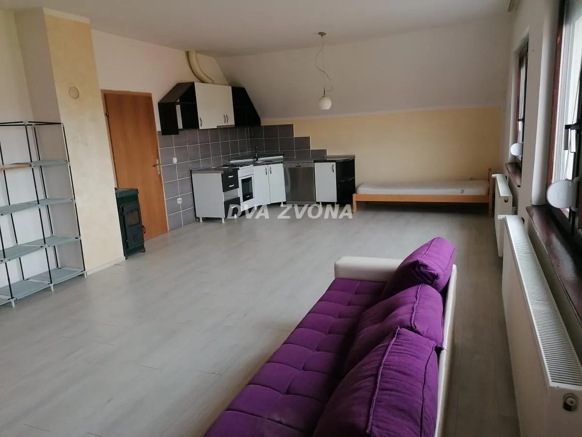Prodaja, kuća, 216m², Novi Slankamen, Inđija