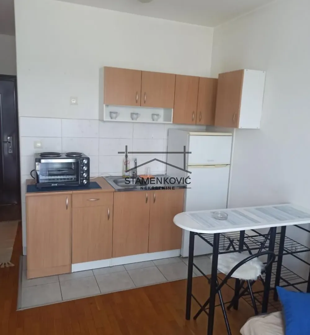 Prodaja, stan, 25m², Detelinara, Novi Sad Sve Podlokacije