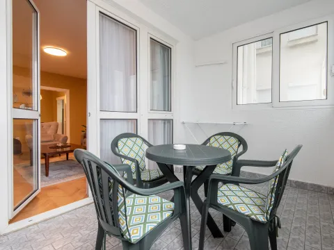 Sale, one bedroom apartment, 62m², Makedonsko naselje, Bar - image 13