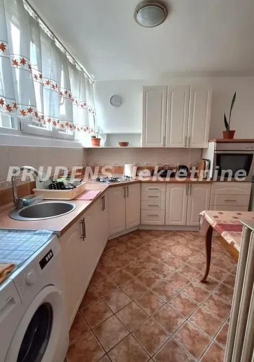 Sale, two bedroom apartment, 59m², Borča 1, Borča Sve Podlokacije