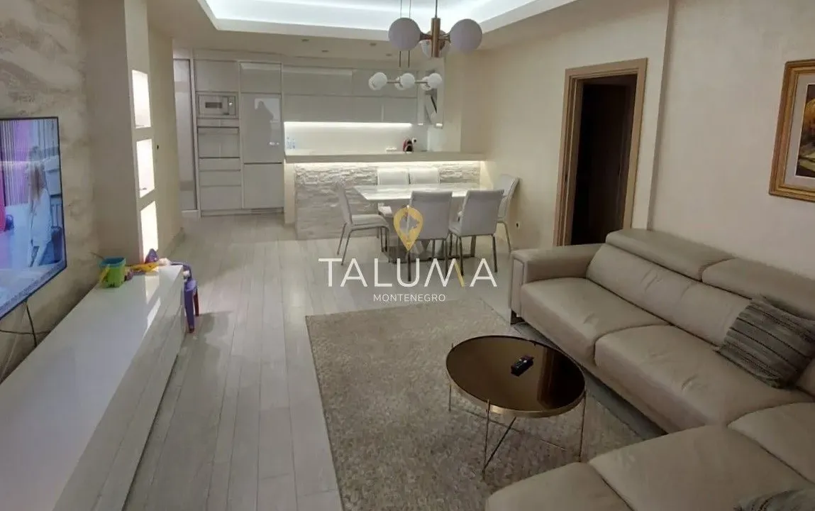 Prodaja, dvosoban stan, 80m², Rozino, Budva