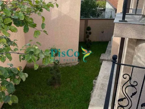 Sale, house, 165m², Cetinje, Crna Gora - image 5