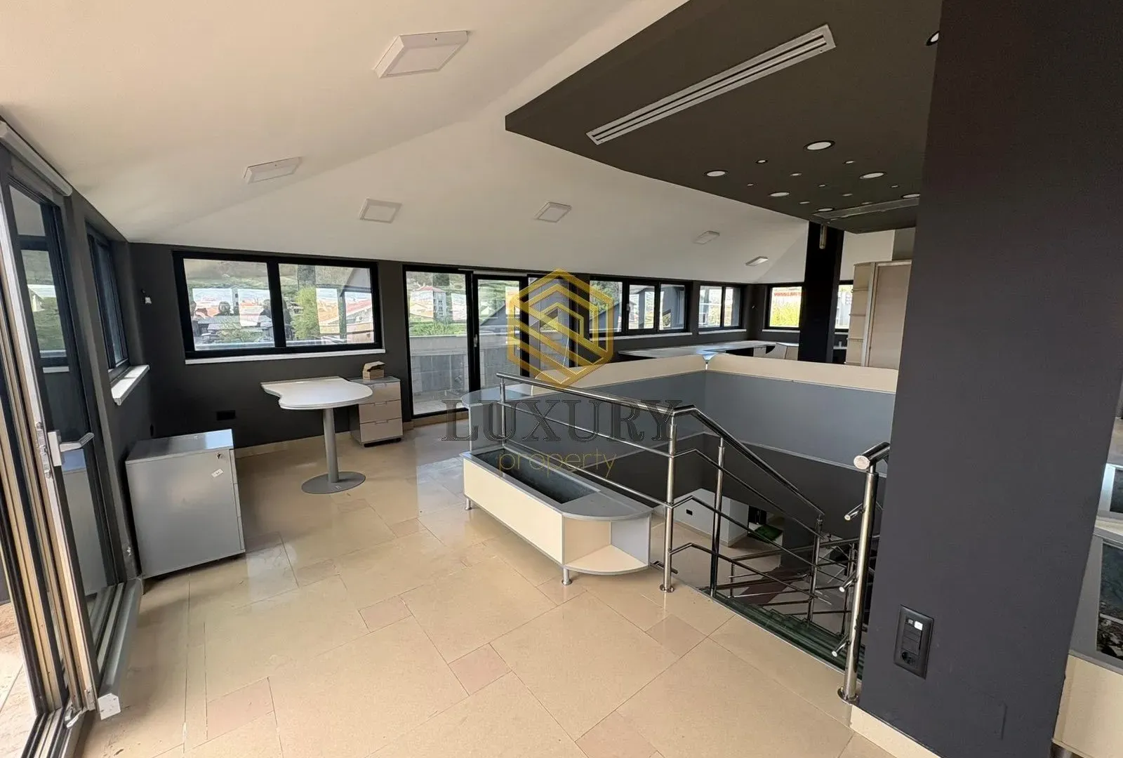 Rent, office space, 400m², Zabjelo, Podgorica