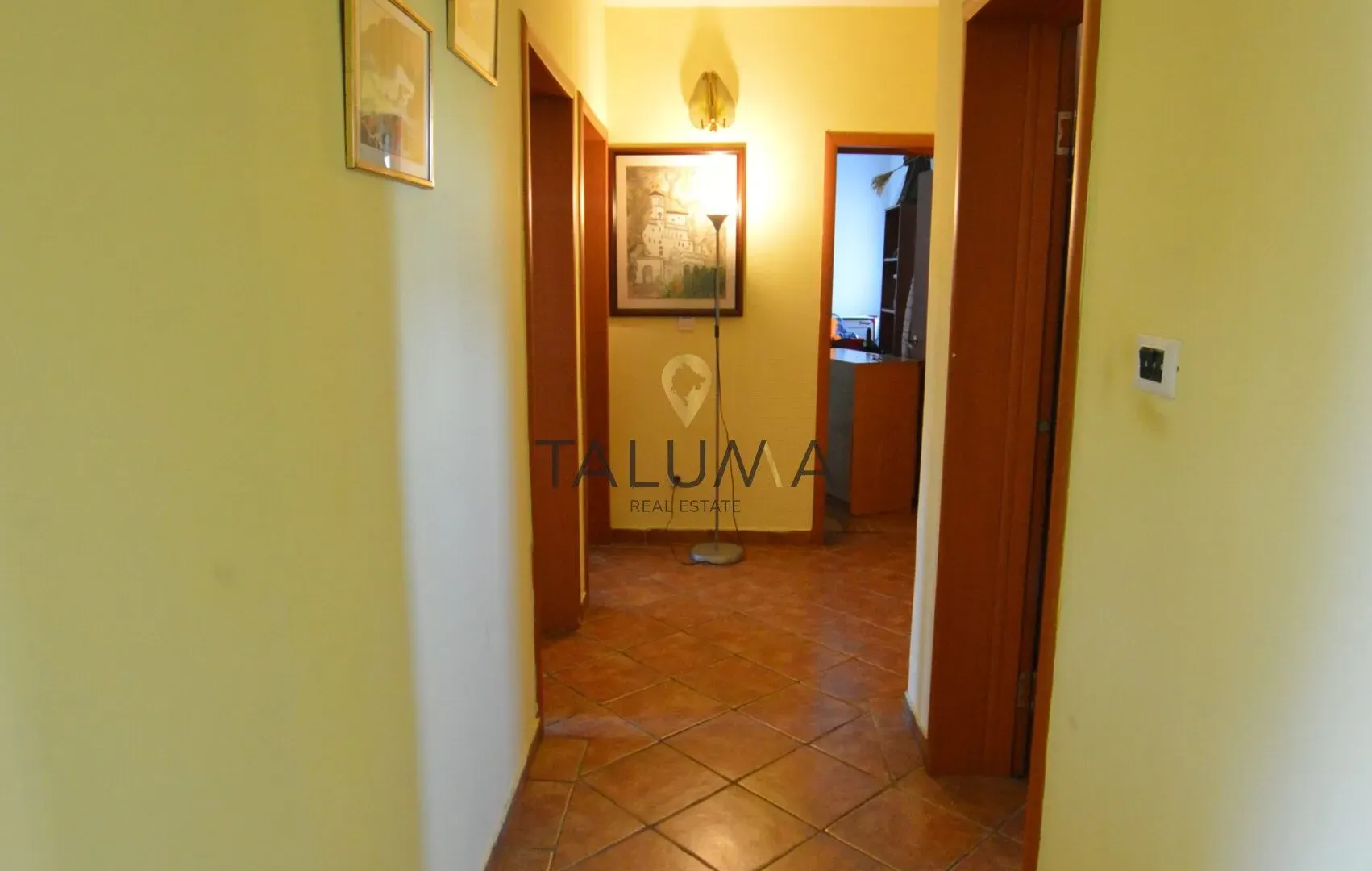 Prodaja, kuća, 180m², Donja Gorica, Podgorica