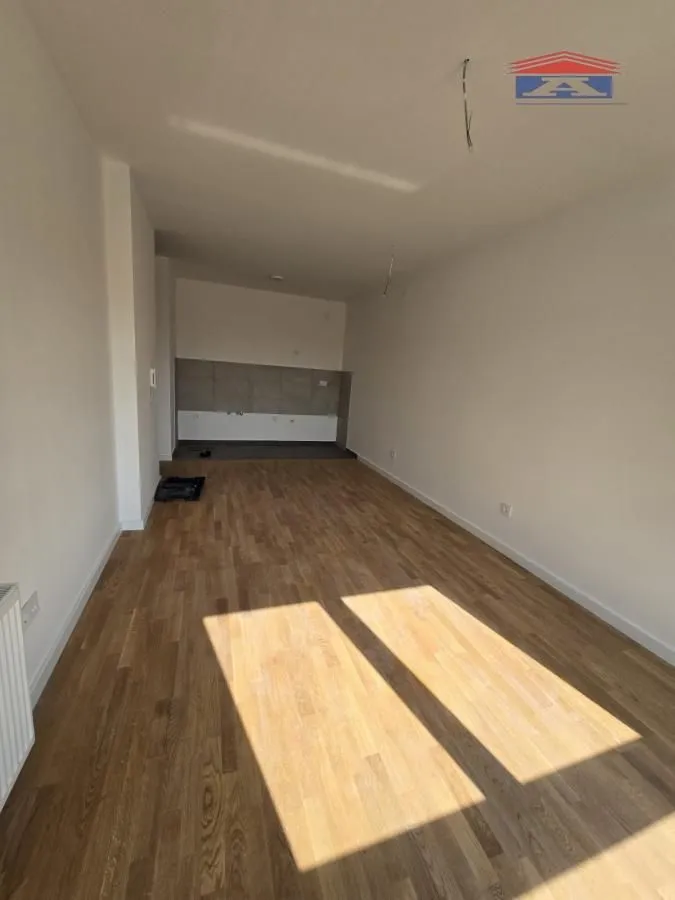 Izdavanje, trosoban stan, 73m², Novo naselje, Novi Sad