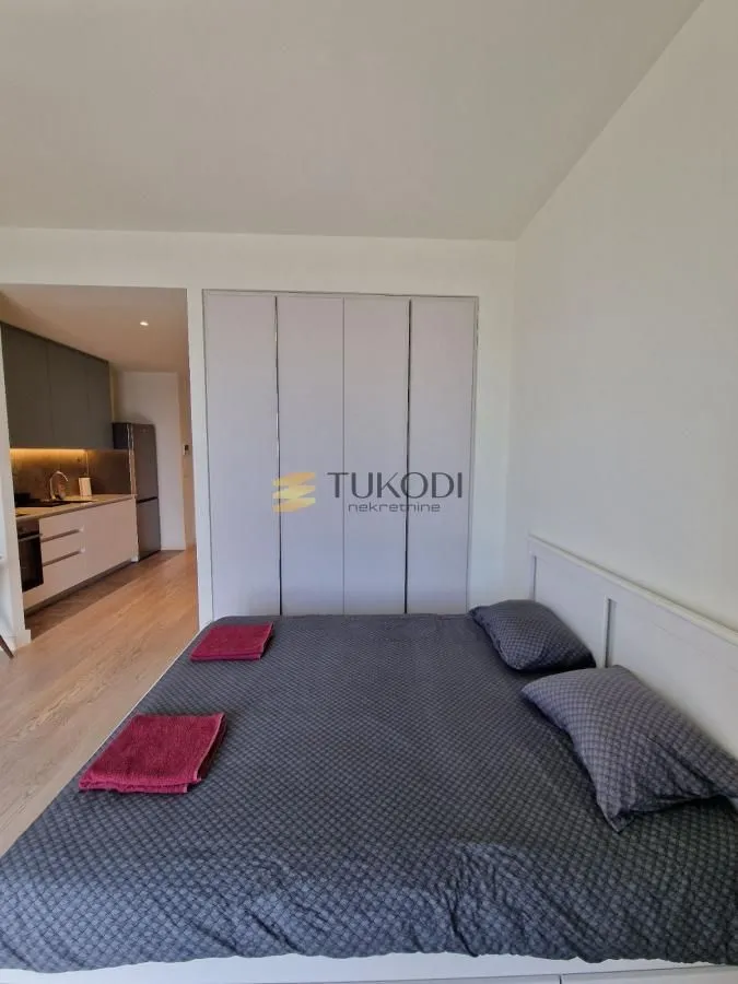 Rent, one bedroom apartment, 37m², Savski Venac, Beograd