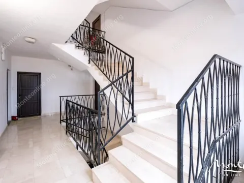 Sale, three bedroom apartment, 63m², Tivat, Crna Gora - image 35