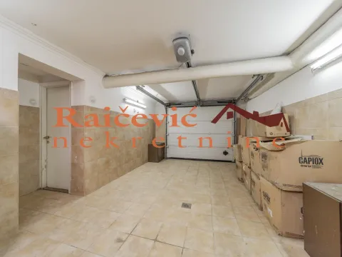 Prodaja, kuća, 273m², Beograd, Srbija - image 18
