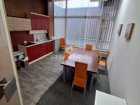 Izdavanje, poslovni prostor, 35m², Južni Bulevar, Vračar Sve Podlokacije - image 11