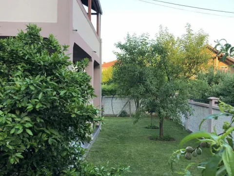 Rent, house, 350m², Donji Kokoti, Podgorica - image 4