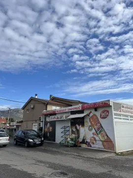 Vanjski izgled objekta sa poslovnim prostorom u prizemlju. - image 3