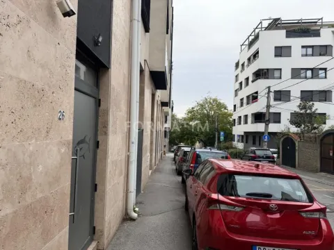 Rent, office space, 200m², Bulbulder, Zvezdara Sve Podlokacije - image 11