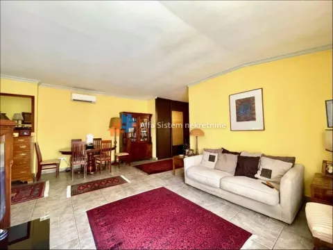 Sale, two bedroom apartment, 67m², Slavija, Vračar Sve Podlokacije - image 7