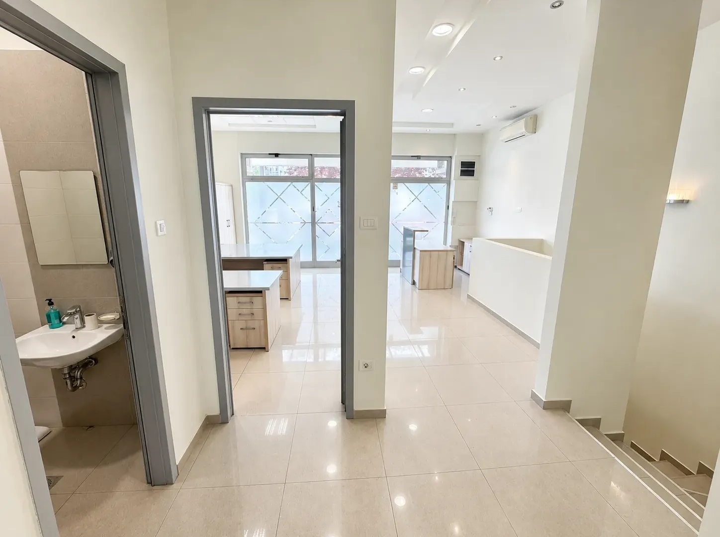 Rent, office space, 189m², Stari Aerodrom, Podgorica