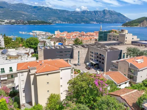 Sale, two bedroom apartment, 75m², Gospoština, Budva - image 3