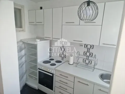 Izdavanje, dvosoban stan, 49m², Karaburma, Palilula Sve Podlokacije - image 9