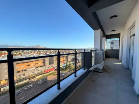 Prodaja, trosoban stan, 105m², Stari Aerodrom, Podgorica - image 10