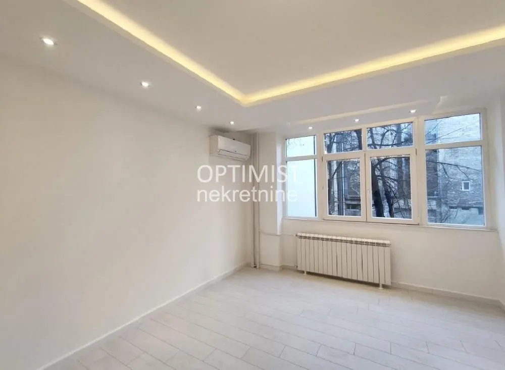 Prodaja, dvosoban stan, 55m², Stari Grad, Beograd