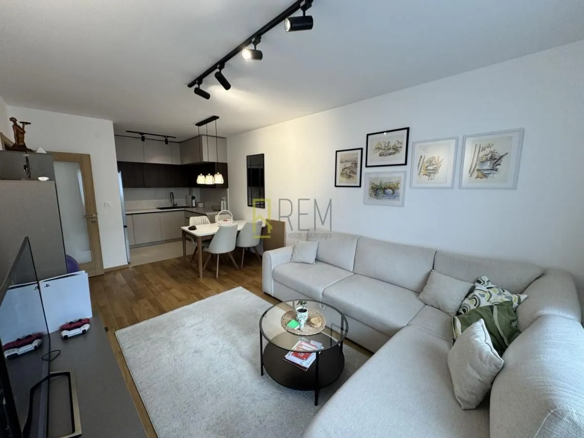 Prodaja, jednosoban stan, 69m², City Kvart, Podgorica